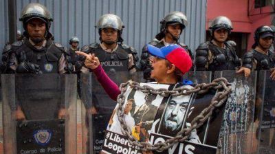 Mueren otras dos dos personas en Venezuela en protestas contra el gobierno