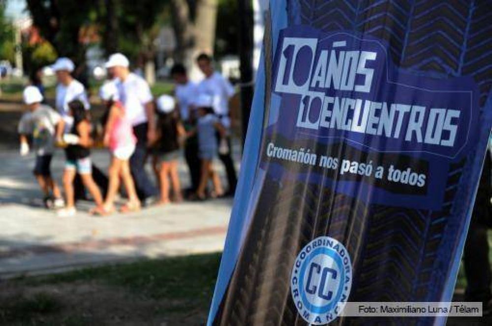 Comenzaron los festivales solidarios recordando la tragedia de Croma��n