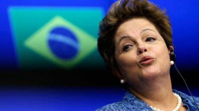 Tras la rebaja en la nota de su deuda soberana, Rousseff asegur� que Brasil 'va bien e ir� mejor'