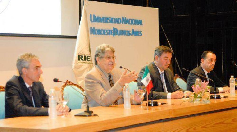 Un importante paso para la Universidad: obtuvo la �acreditaci�n internacional�