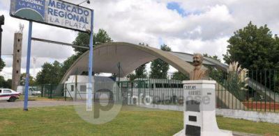 Tras largo "culebr�n", abri� el Mercado Central