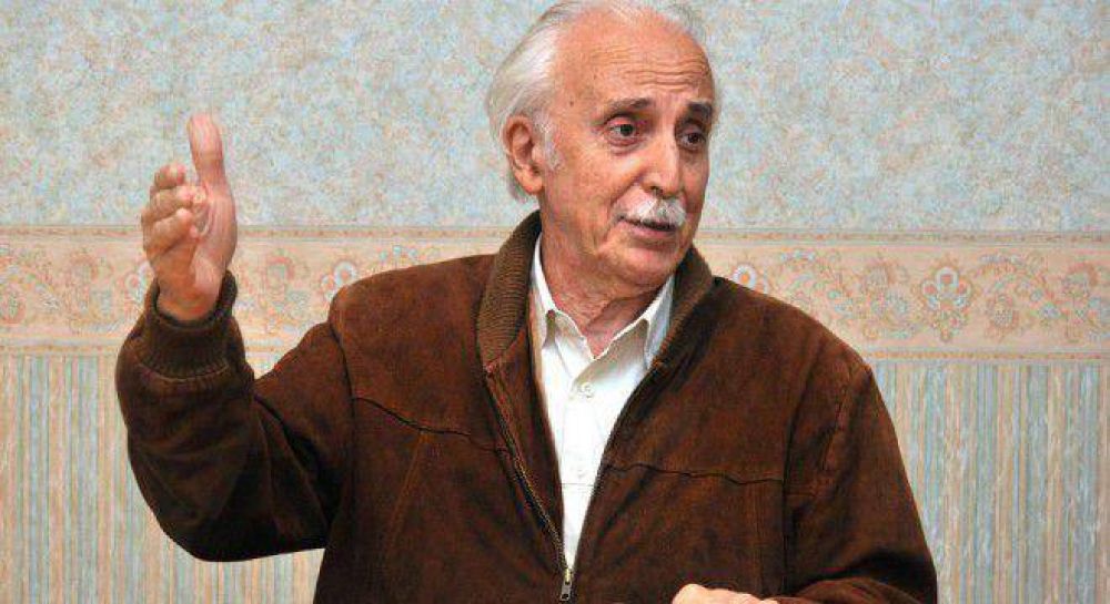 �La devaluaci�n marc� la saturaci�n del esquema de atraso cambiario 2010-2013�