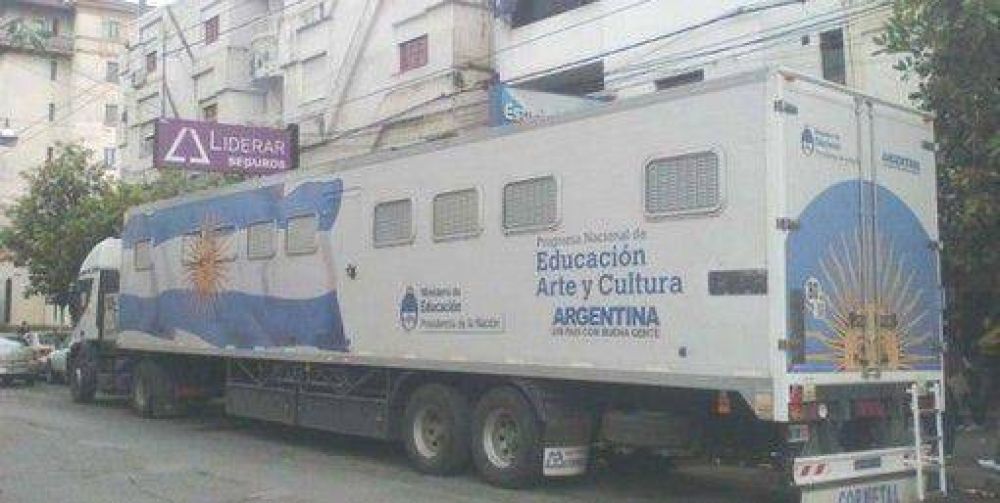 Extienden el operativo Progresar en la ex plaza V�lez S�rsfield