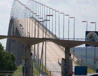 Obras en el Puente San Mart�n a Fray Bentos