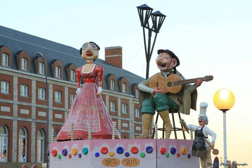 La Falla Valenciana con Jairo como invitado especial  