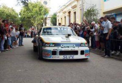 Miles de personas homenajearon a "El Pato" Morresi