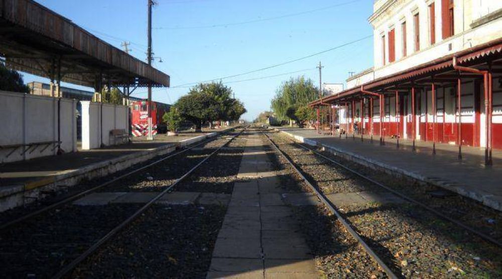 Reclaman ante el Defensor del Pueblo que vuelva a correr el tren