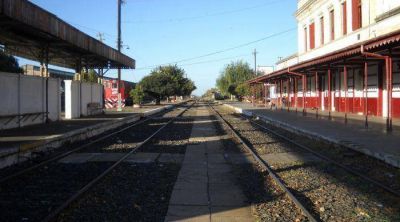 Reclaman ante el Defensor del Pueblo que vuelva a correr el tren