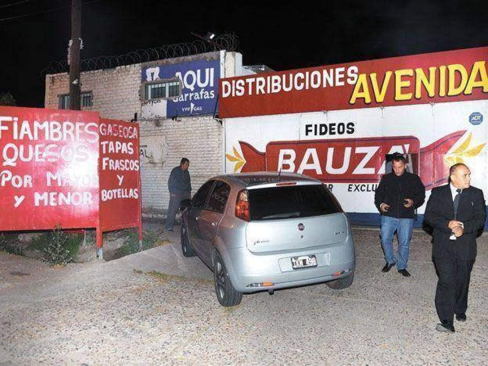 Cayeron sospechosos de balear a un ex polic�a en un asalto