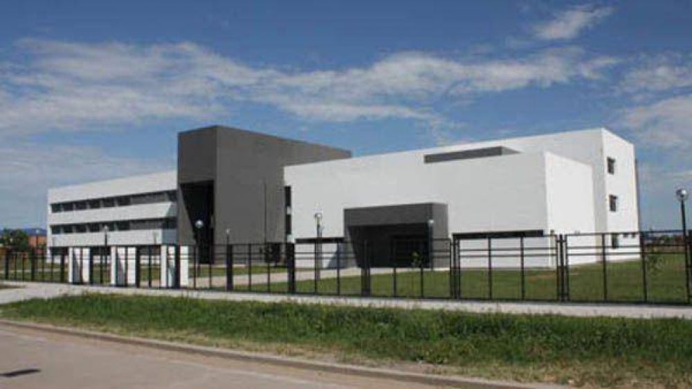 Comienzan este lunes capacitaciones del Balseiro a profesores de colegios t�cnicos y agro t�cnicos