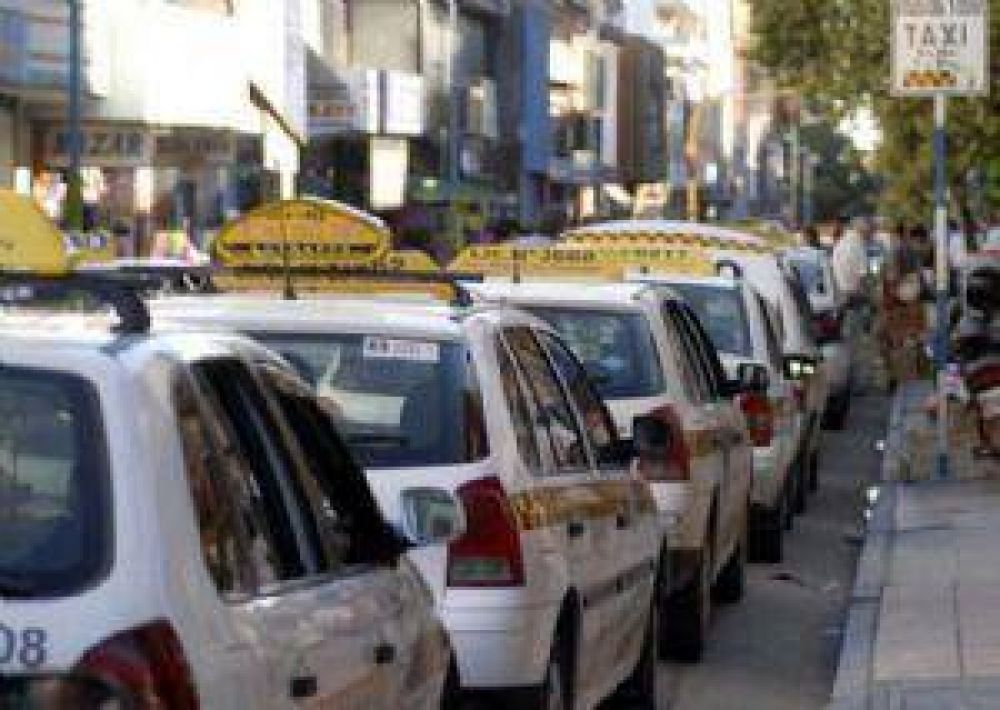 Comienza la verificaci�n t�cnica para taxis del Sutrappa