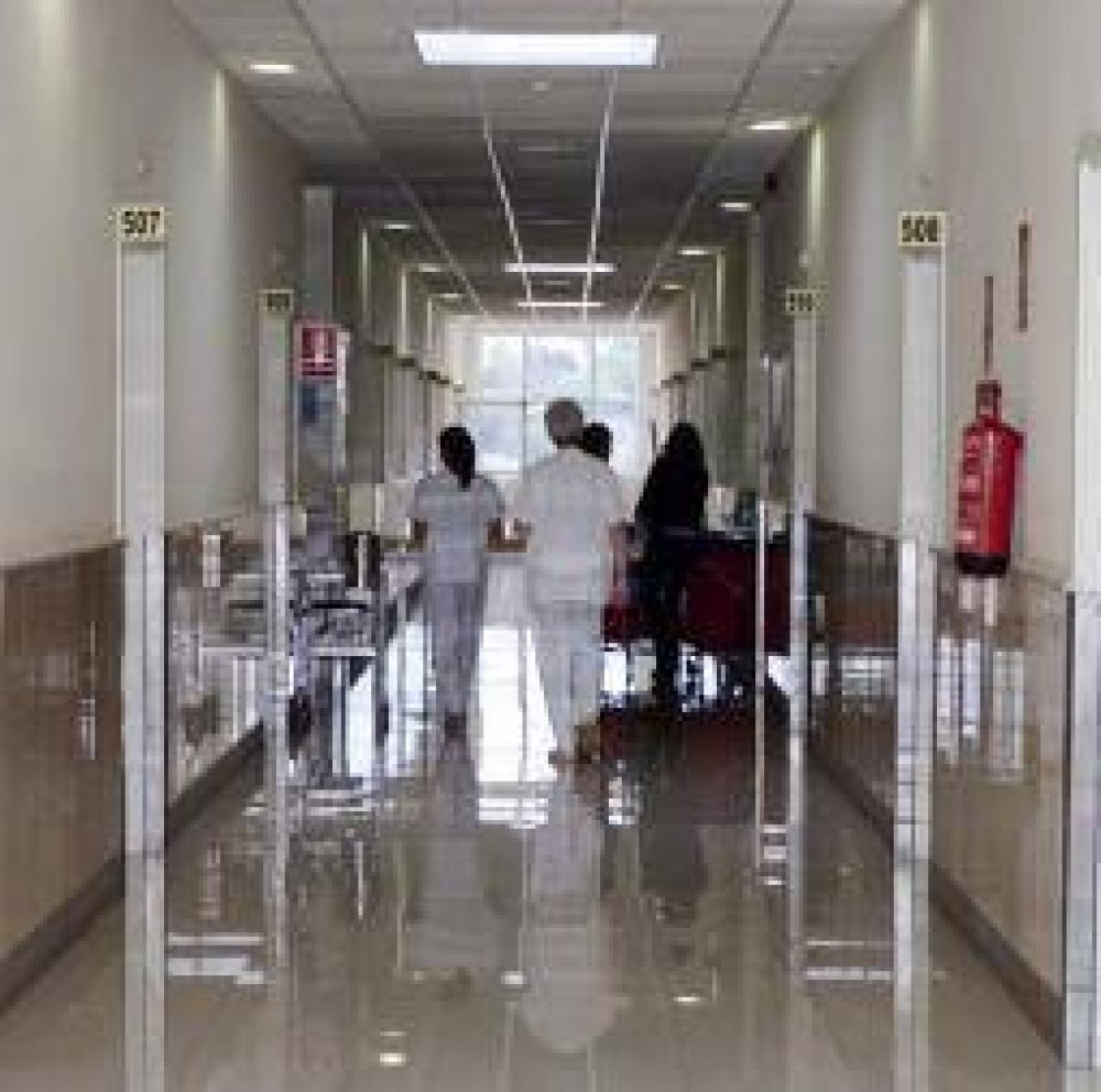 Marcos Perera apuesta a los m�dicos �full time� en Salud P�blica