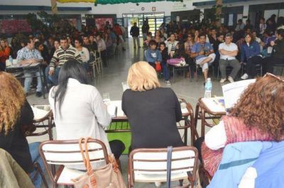 Reuni�n en busca de soluciones para la Agrot�cnica