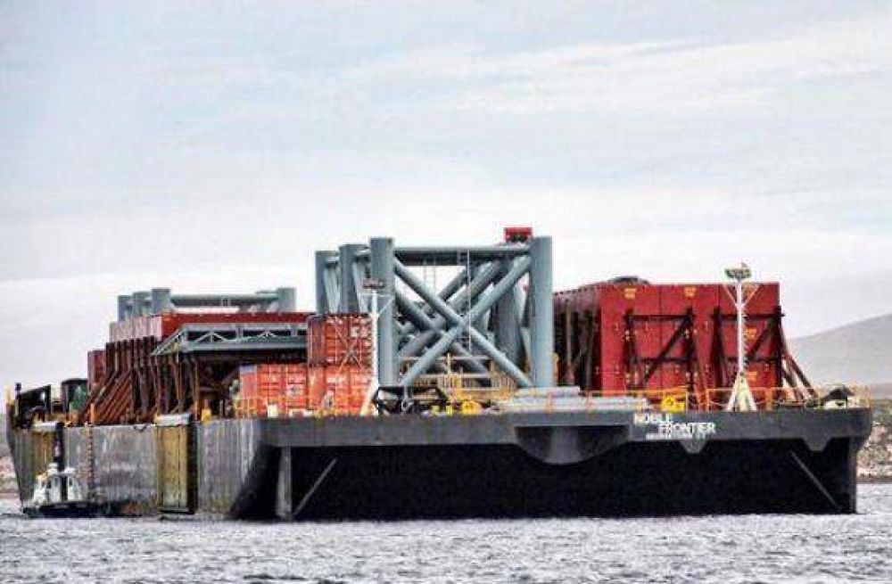 Instalan en las Malvinas un puerto flotante para buscar petr�leo