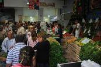 La Plata ya tiene su sede del Mercado Central con ofertas en alimentos