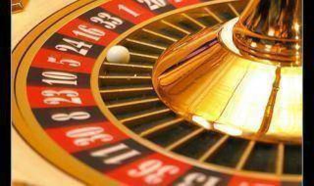 Tigre: Detuvieron a crupier por hacerle ganar 41 mil pesos a dos amigos