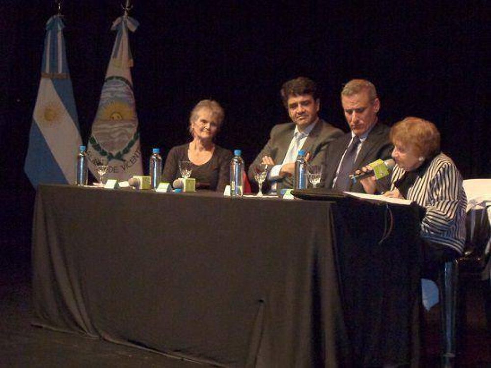 Una sobreviviente del Holocausto dio su testimonio en Vicente L�pez