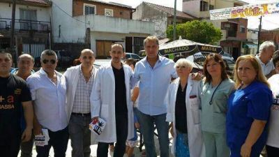 PALLARES ENCABEZO JORNADAS SOLIDARIAS EN LANUS ESTE