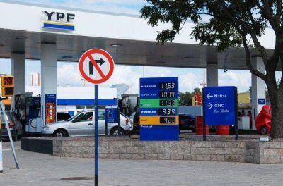 Nafta: anoche esperaban un aumento del 5%
