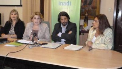 La transformaci�n educativa provoca el cierre de divisiones