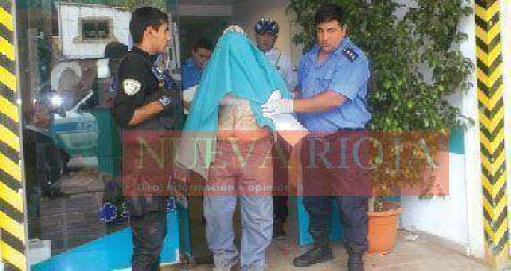 Un paciente descontrolado atac� a pu�aladas a un m�dico del Incor