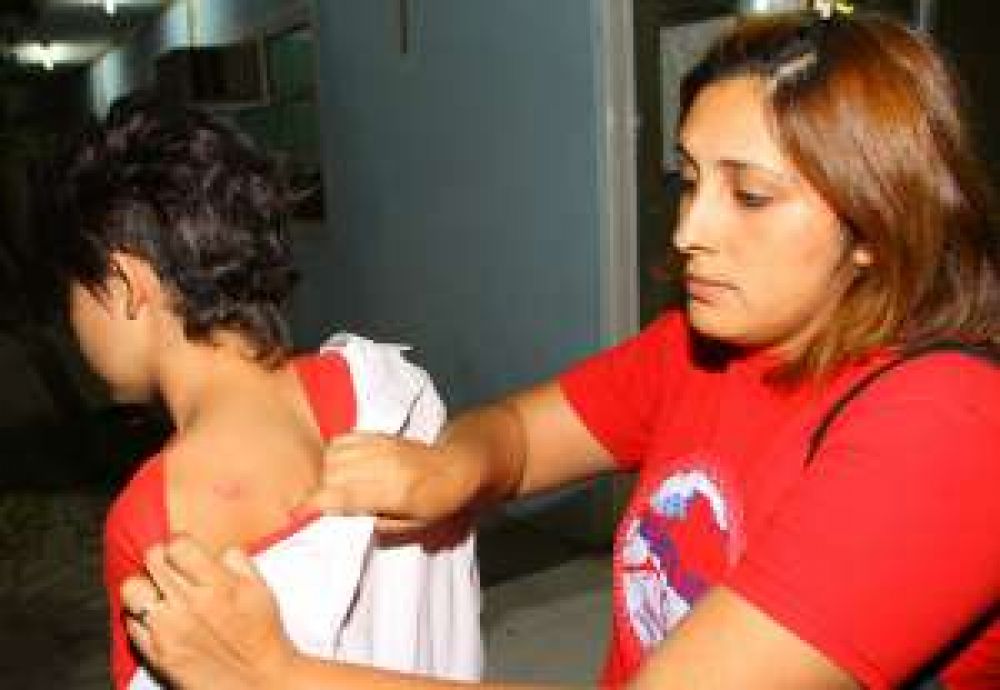 Un chico fue patoteado por 8 compa�eros de su escuela