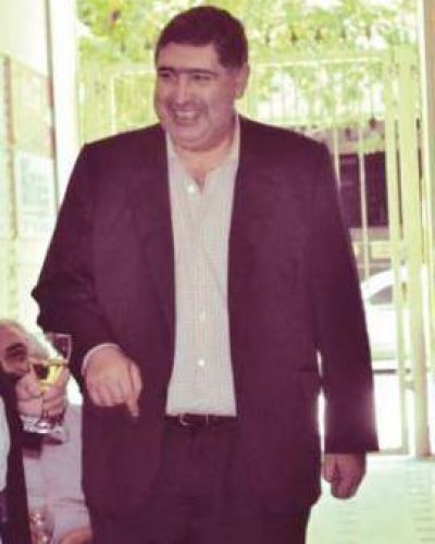 El Jefe de Gabinete pag� 4,1 millones a "Camilo L�pez (Jos� Alperovich)"