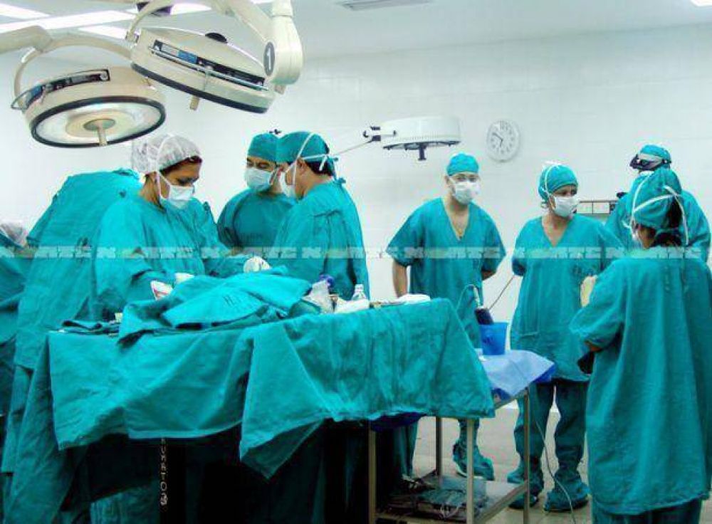 Exitosa ablaci�n de h�gado en el Pedi�trico salv� la vida a un ni�o de siete a�os