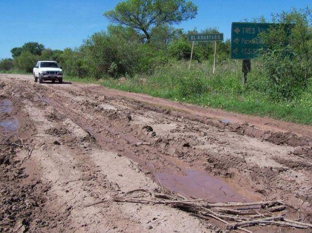 La falta de caminos y canales en buenas condiciones pone en riesgo la producci�n