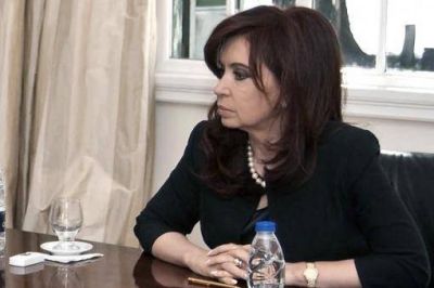 Cristina recibir� esta tarde al ministro Rossi y el secretario Parrilli