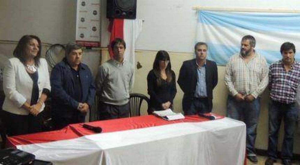 El radicalismo de Mar del Plata y Bat�n brind� su homenaje a Ra�l Alfons�n 