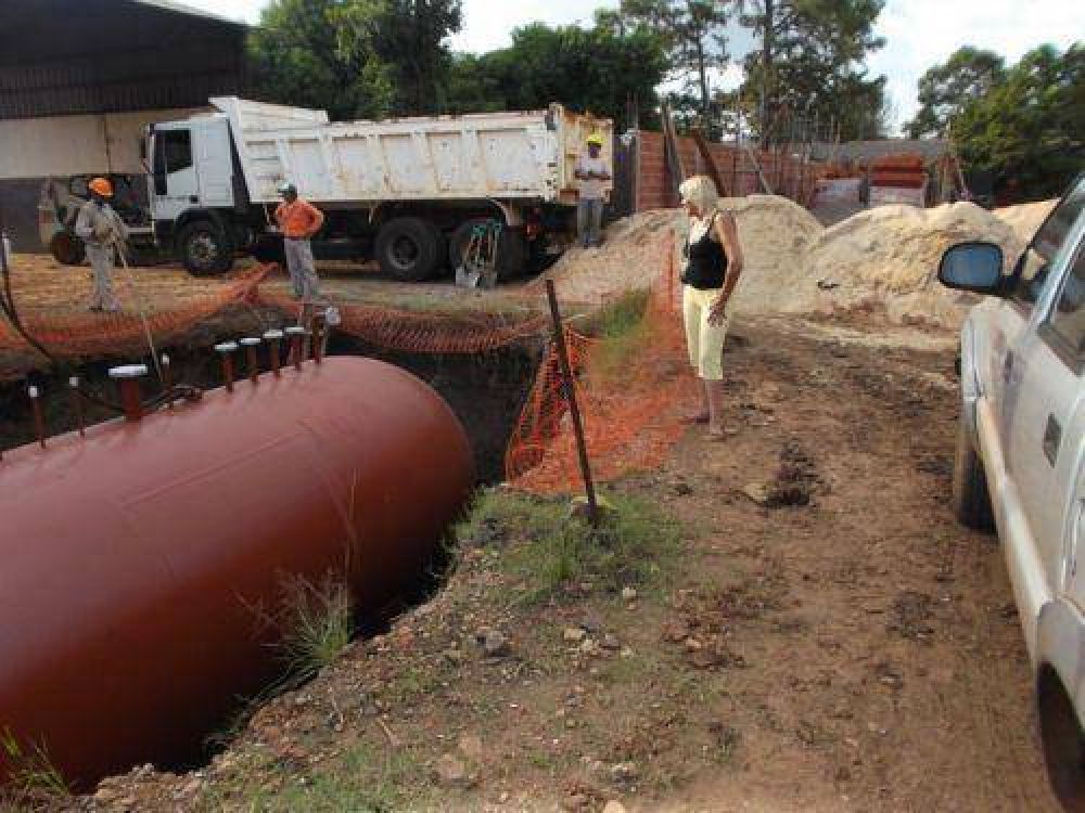Instalaron el tanque de GLP en Posadas