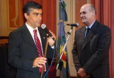 Cruces por la llegada de un subsidio para obras escolares