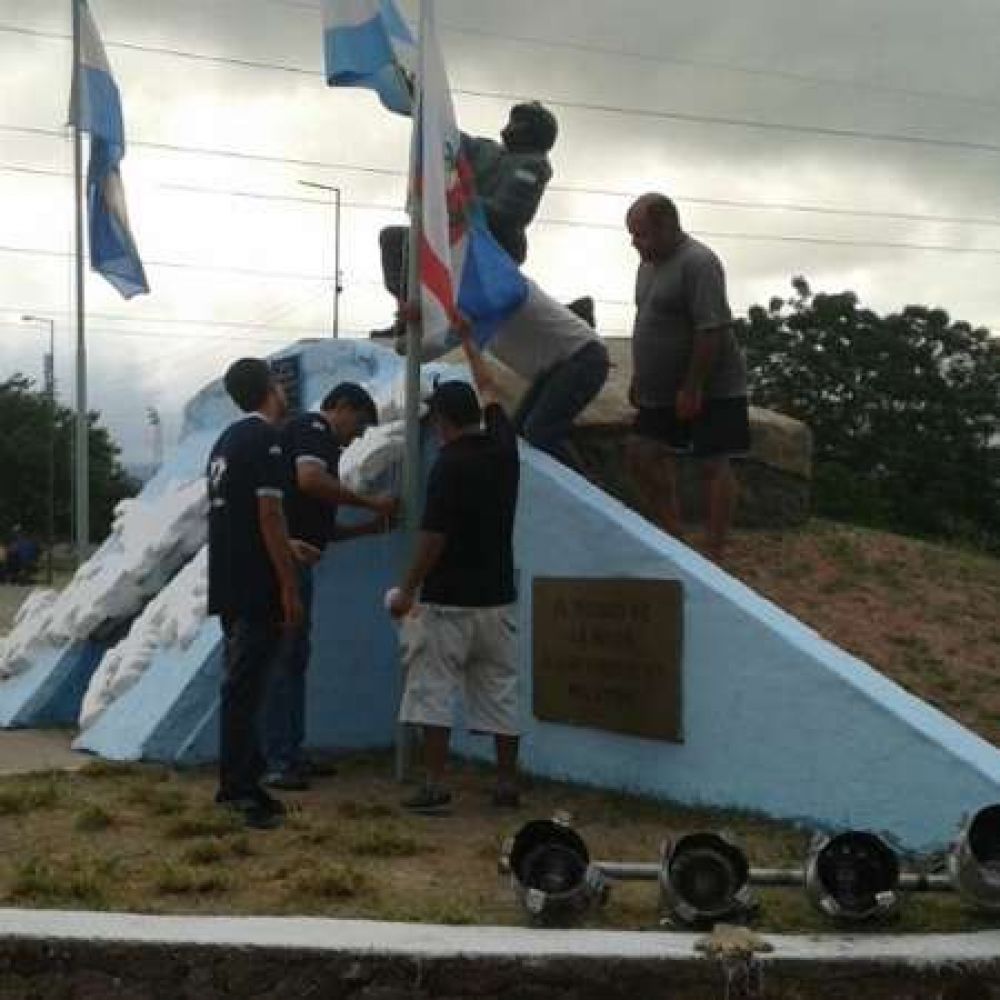 Comenzaron los actos en v�speras al D�a de los Veteranos y Ca�dos en Malvinas
