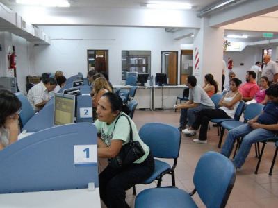 Buscan cobrar deudas de beneficiarios de viviendas
