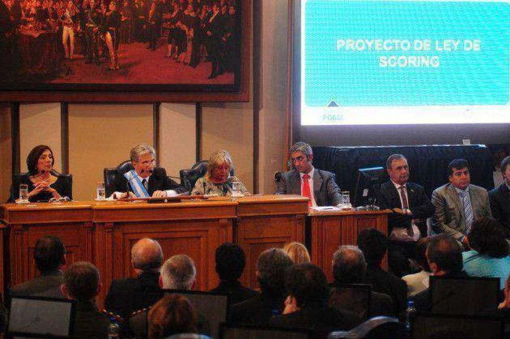 Implementar�n para los conductores el sistema scoring