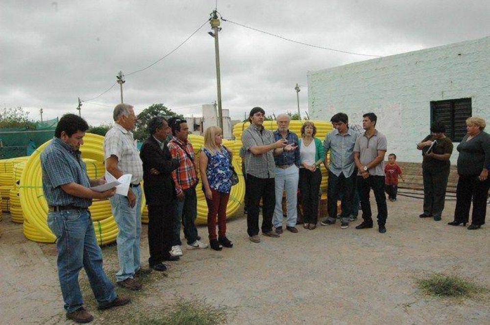 Arrib� partida de materiales para ejecutar redes de gas en cuatro barrios