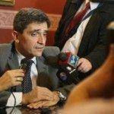 "Estimamos que unos 350 mil tucumanos se van a vacunar este a�o"