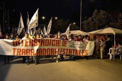 Estatales consiguieron aumento del 22% y maestros iniciar�n clases el jueves pr�ximo