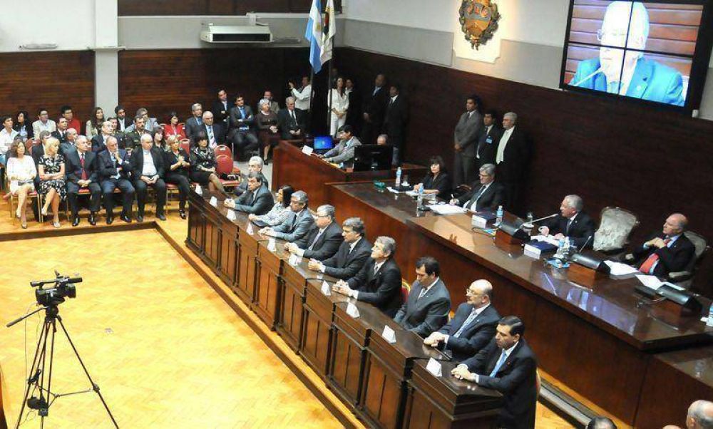 Llamado a replantear el contrato social