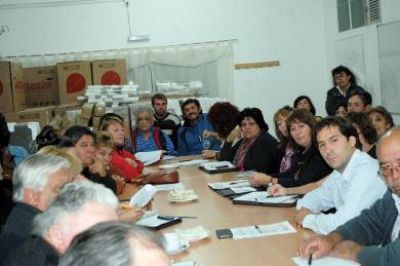 Finalmente pudo concretarse la reuni�n de los vecinalistas con concejales