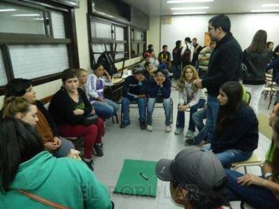 Las callejeadas, en un encuentro en la Facultad