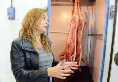 Decomisaron pollos y cerdos en una carnicer�a del Oeste 