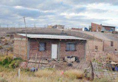 Delincuentes le pegaron un tiro frente a sus hijos 