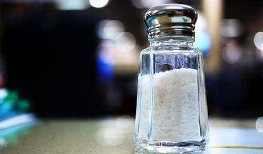Ciudad: Quieren regular el uso de sal en restaurantes