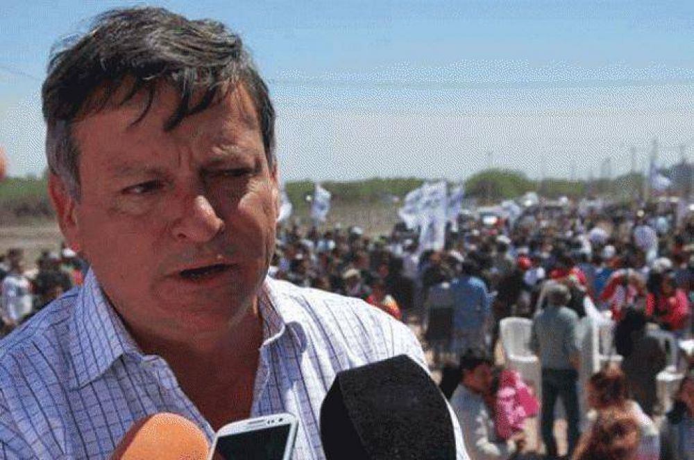 Peppo: "La conducci�n partidaria se definir� entre Capitanich y Bacileff Ivanoff"