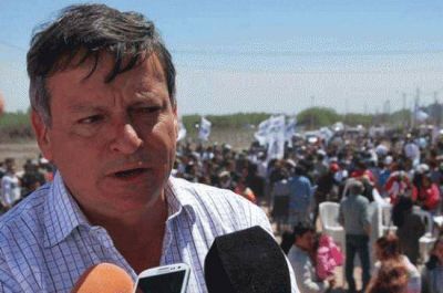 Peppo: "La conducci�n partidaria se definir� entre Capitanich y Bacileff Ivanoff"
