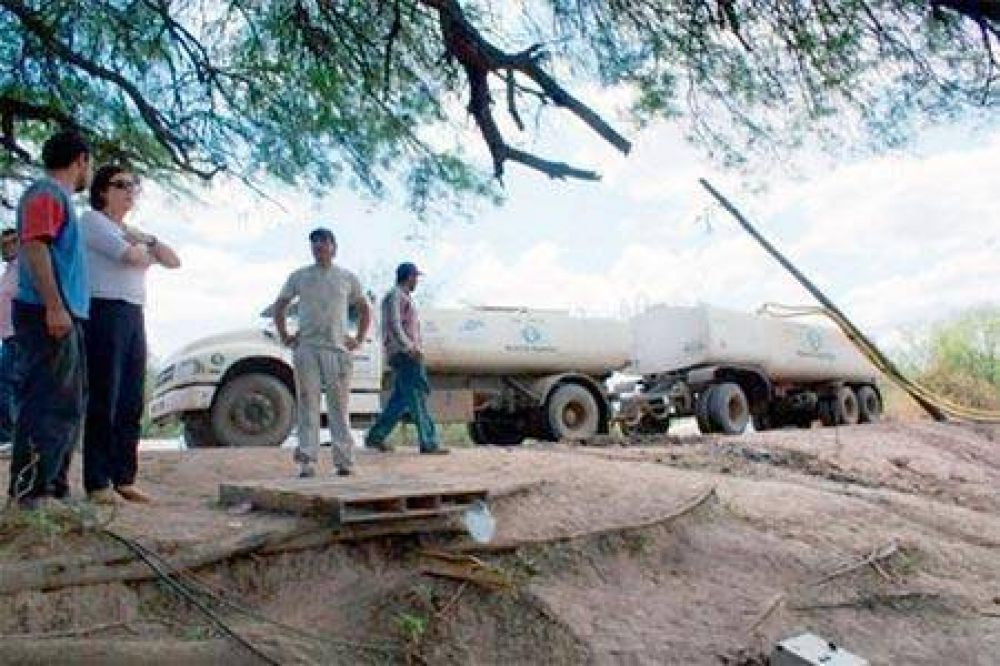 La FIA investigar� si hubo irregularidades en traslado de agua al interior