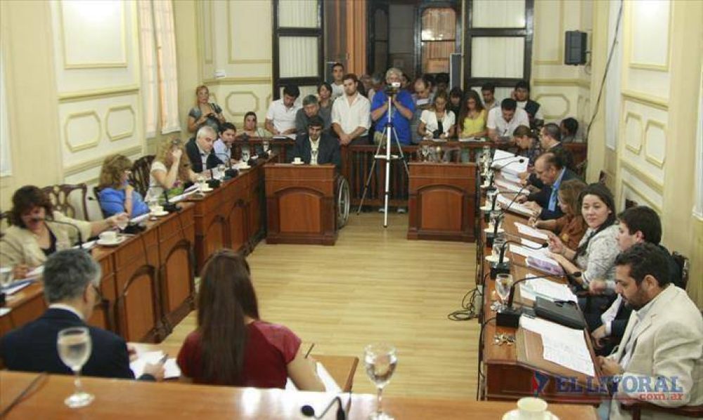 En la sesi�n de hoy se aprobar�a mudar el Concejo Deliberante a los barrios