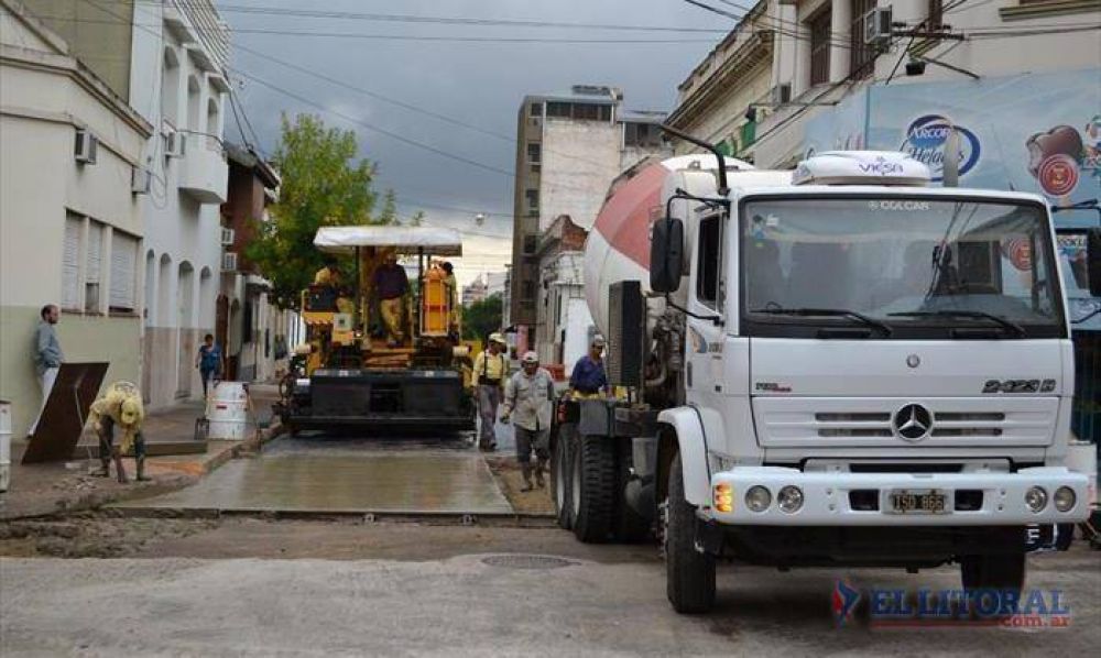 Anuncian inversi�n de $160 millones para m�s pavimento